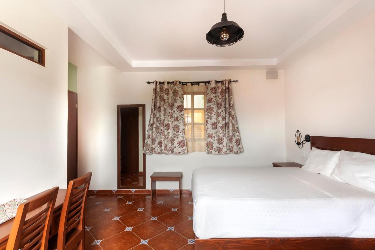 Capital O Casa Real Hotel Huauchinango Buitenkant foto